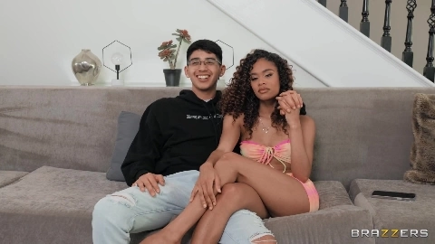 Scarlit Scandal And Elsie Pussy Freak On A - HotAndMean