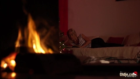 Christmas Gang-Bang with Nesty - Oldje