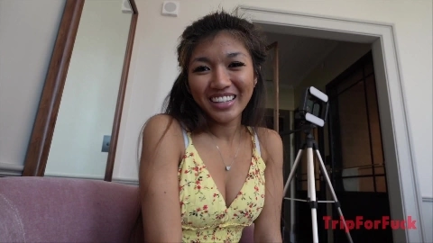 I cum shot on her face, then creampie - Clara Trinity 2