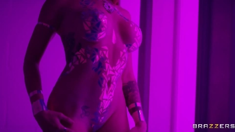 Big Wet Butts - Queen Kissa