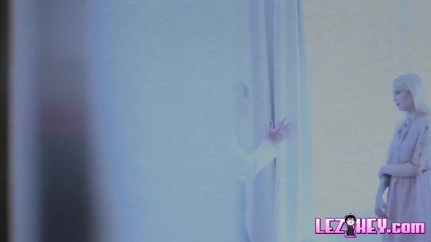 Silvia Soprano And Mimi Cica - LezKey