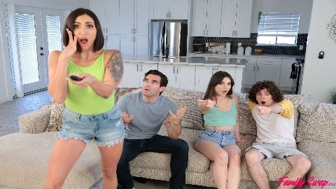 The Sex Tape - Blaire Johnson & Megan Marx