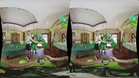 Paddy's Pub in 4K - Alex Grey, Trinity St. Clair