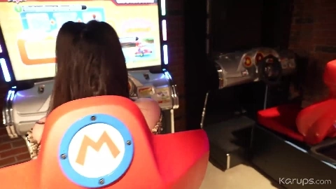The PAWG Arcade - Fiji Falzz