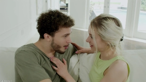 Finish On My Face - Scarlett Hampton