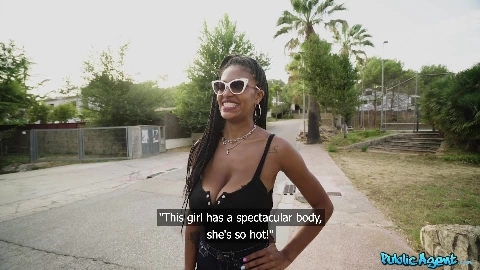 Huge Naturobs Swinging