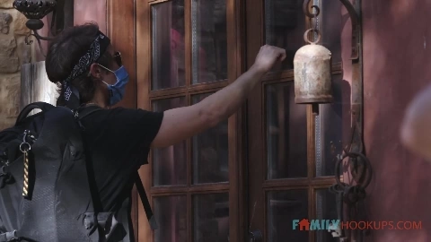 Jennifer White - FamilyHookups