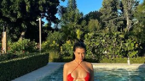 Petite Cindy Takes Two Huge BBC Together in Her Ass !!!