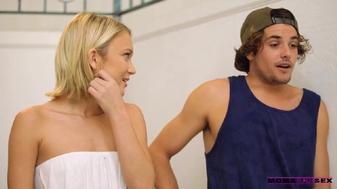 MomsTeachSex giving my stepsister anal