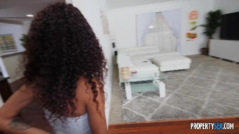 Scarlit Scandal Id Be A Great Roommate - PropertySex