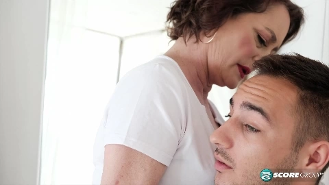 Haircut, blow & more from our new 60Plus MILF - Renee Kane