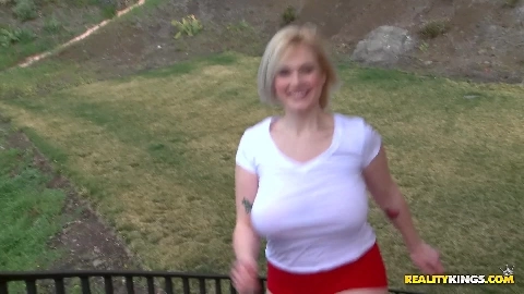 Siri Says - Siri Dahl