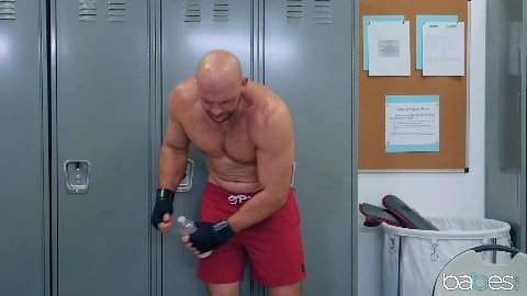 Technical Cock Out - Stella Raee