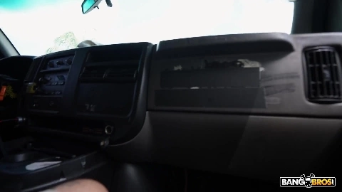 1080p - Sophie Tyler