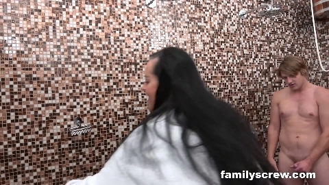 Stepsons Learn How to Fuck - Inna, Jannis, Victoria Daniels