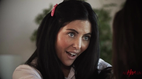 Pet Pt 2 - Dharma Jones, Olive Glass