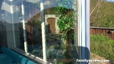 Son Is Showing His Girlfriend To The Family - Lola Black, Andrea Ann, Venera Maxima