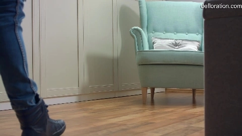 Mona Bregvadze - Defloration