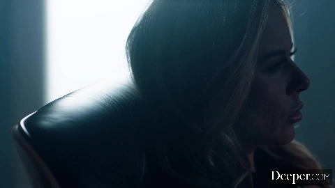 Handle - Chocolate God, Christian Clay, Hollywood Cash, Summer Vixen