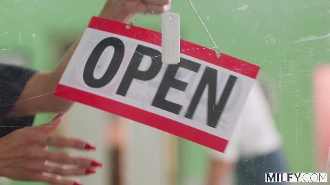 Redhead MILF Goes Airtight - Audrey Hollander, Dan Damage, Milan Ponjevic, Parker Ambrose