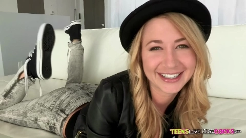 Candy Mandy - Mandy Armani