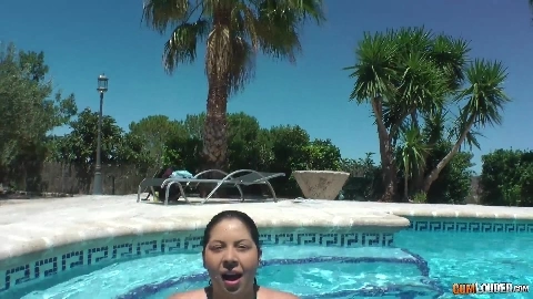 Soaked assfuck - Candi Coxx