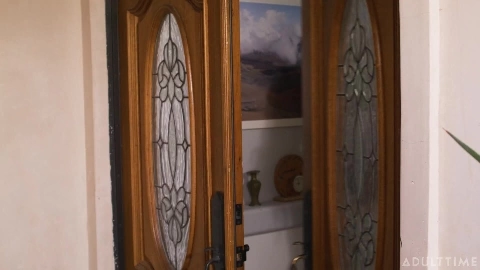 Sophia Locke Kenzie Taylor River Lynn Couple Seeking Naughty Nanny - AdultTime