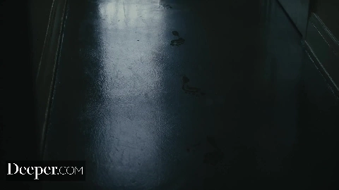 Naomi Swann's limits are never the same - Deeper