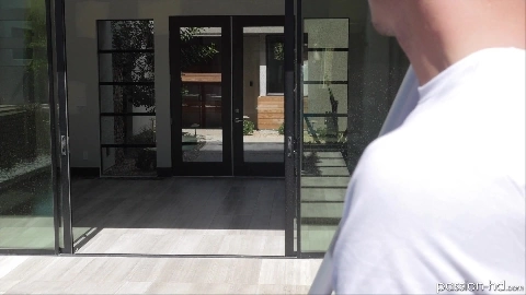 Smooth & Shaved in HD - Peta Jensen