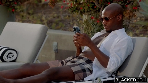 Deluxe Service - Amber Moore, Anna Claire Clouds, Lika Star, Ivy Wolfe