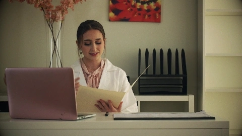 Addicted to Pussy Pt 1 - Octavia Red, Scarlet Sage