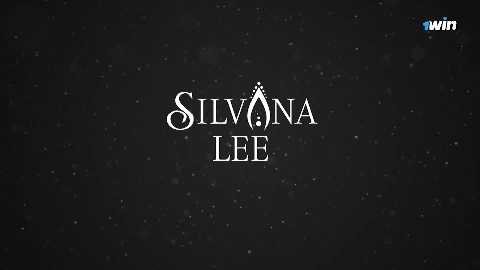 Jag Knullar Min Granne MILF Medan Hennes Hyrman är Borta - Silvana Lee