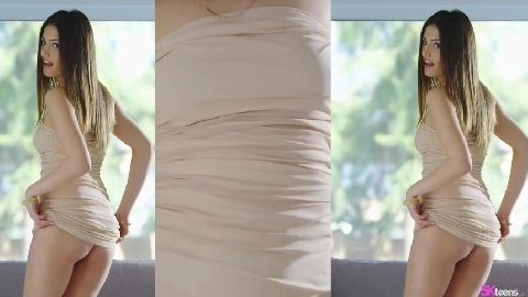 Penelope Cross 3 - 5KPorn