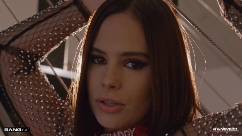 Violet Gets Her Pussy Wrecked And Loves It - Violet Starr