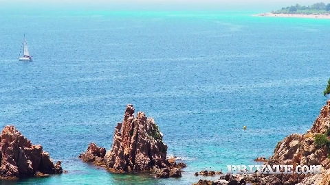 Alyssia Kent, a stunning brunette with perfect tits - Private