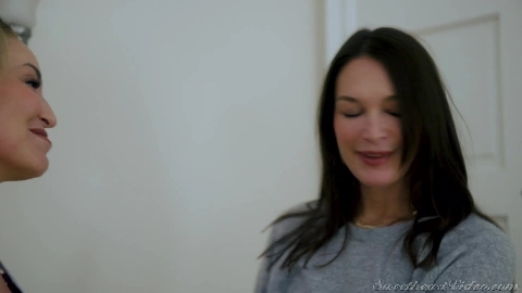 Ryan Keely And Katrina Colt Squirting Babes - SweetheartVideo