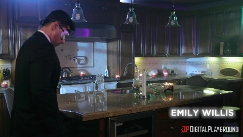 Private Party - Ana Foxxx