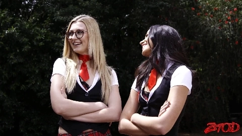 Horny Alexa Grace and Avi Love Gets Fucked on Couch