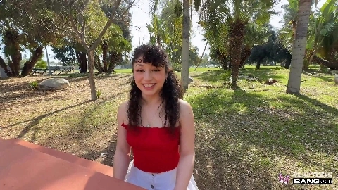Pixie Smalls - Bang RealTeens