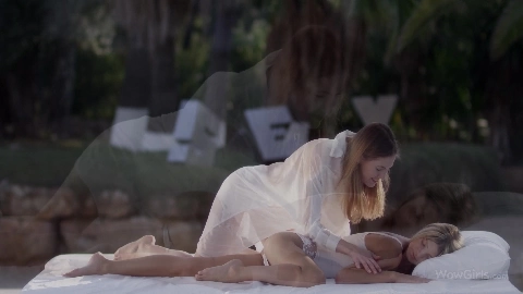 Make Me Explode in 4K - Gina Gerson & Caroline