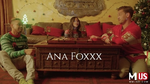 Miss Santa Needs Sugar - Ana Foxxx, Alexia Anders, Madison Summers