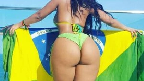 Little Anal Vixxxens in HD - Sara Luvv