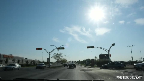 We pick up Laura, 18, at the exit of a store! - Laura