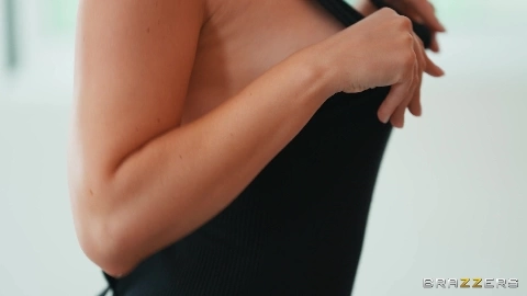 Horny Gymnast - Eve Sweet