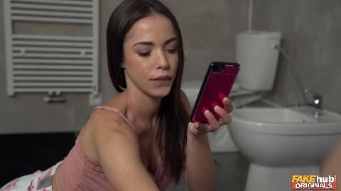 Charlie Red, Anastasia Brokelyn hardcore GM