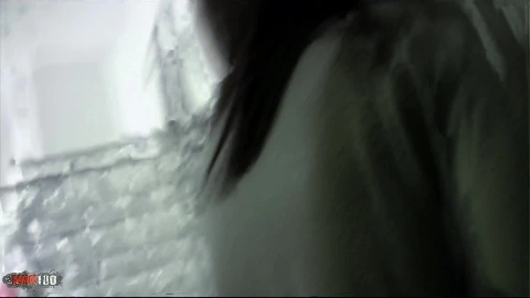 Student in Bcn is looking for money - Pauline Cooper