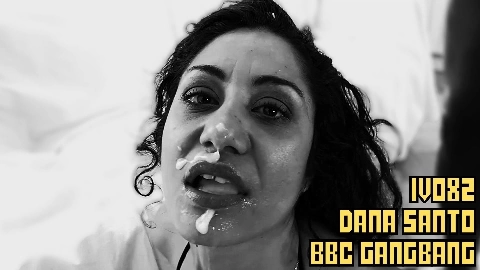 This Lovely Is Coming To Face 4 Black Bulls - Dana Santo