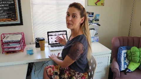 Fuck Her While She Is Working