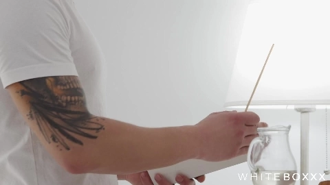 In-Home Massage Therapist Fucked Me Hard - Lady Gang