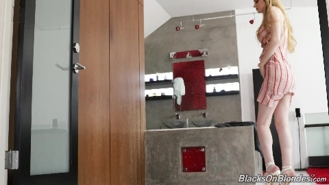 Bunny Colby - Blacksonblondes